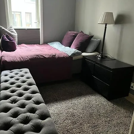 Apartment M&b Small Family - Close To Airport Express Station Oslo