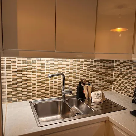 City Apartment *