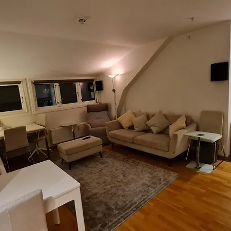 Central, New, 2 Bed Rooms, Fully Furnished Appartement Oslo