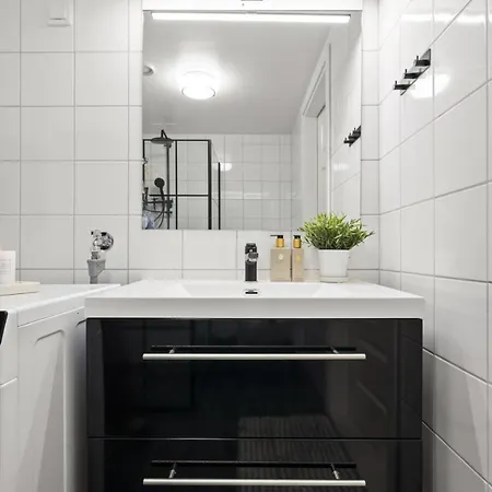 Modern 1br Flat In - & Connected アパート オスロ