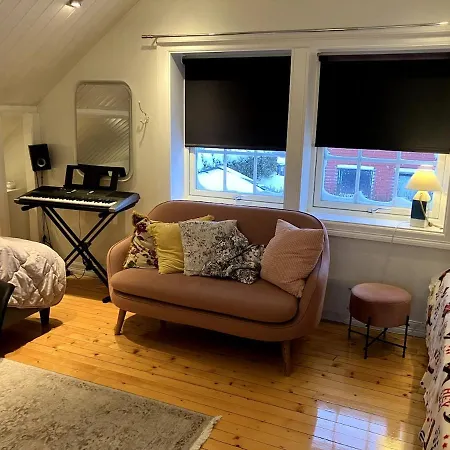 Lovely House In Apartman