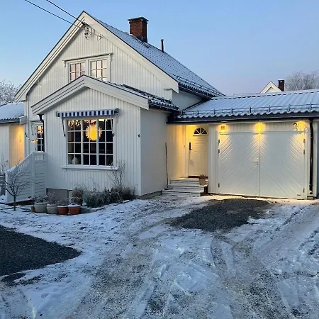 Apartman Lovely House In