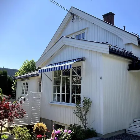 Lovely House In Apartman *