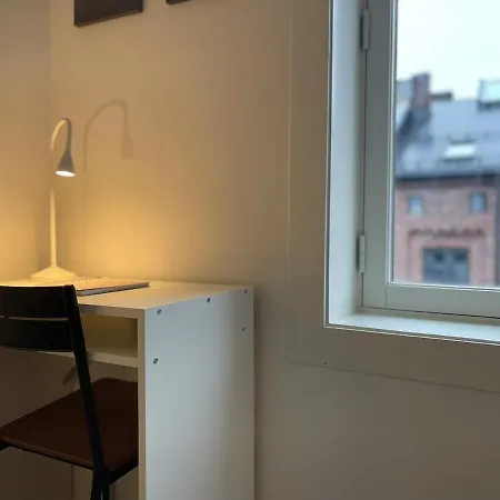 Quiet Apartment, Trendy Gruenerlokka Apartamento Oslo