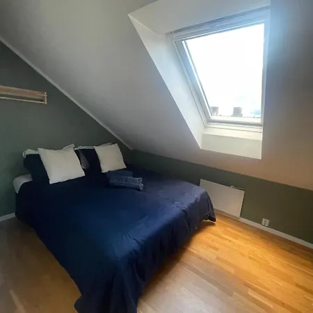 Penthouse Balcony,parking And 2 Bedrooms Appartement