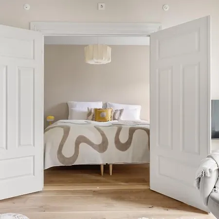 Dinbnb Gruenerlokka I 1 & 2-bedroom Apartamento Oslo