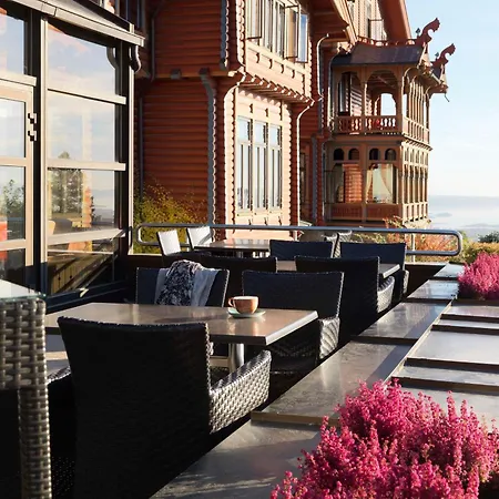 Hotell Scandic Holmenkollen Park 4*