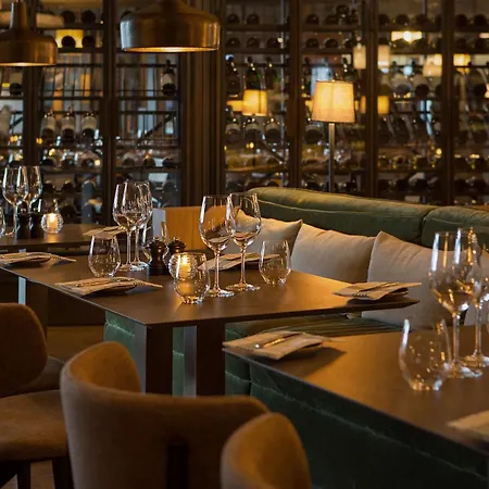 Hotell Scandic Holmenkollen Park 4*