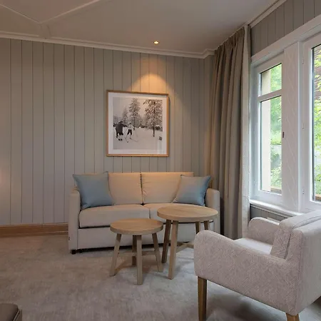 Hotell Scandic Holmenkollen Park 4*