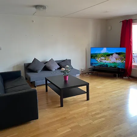 M5 Center Oslo, 110 Mt, 3 Bedrooms, 2 Toilette, 120 Mt Apartment *