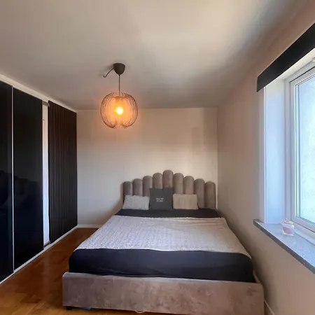 Topsetasje-leil Helsfyr Ink Blk Apartman