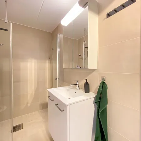 Daire Refurbished And Spacious 1 Bedroom