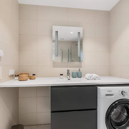 Dinbnb L Luxury I Two Balconies I New Build I Pets Welcome Oslo