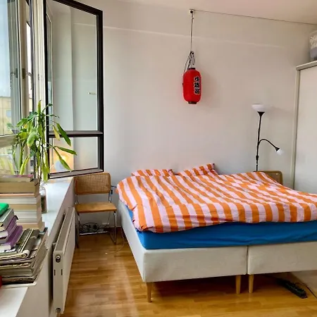 The Nest - Feels Like - Quiet And Bright Apartment
