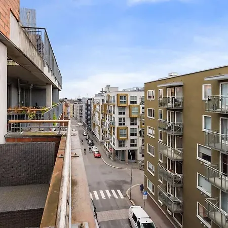 Dinbnb L 15min To C Station L Huge Social Space L Balcony Apartamento