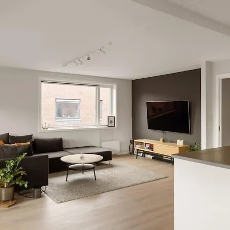 Dinbnb L 15min To C Station L Huge Social Space L Balcony Apartamento Oslo