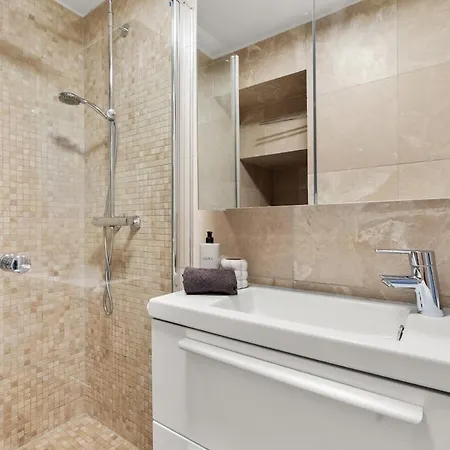 Leilighet Luxury 4-bedroom In Oslo's Heart - Walk To Major Attractions *