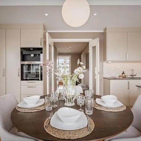 112 Sqm Penthouse With An Omg Fjord View Apartment *