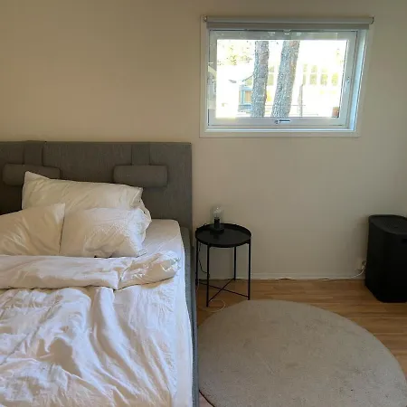 Pa 44 Kvadratmeter Til Leie I Svaleveien 1a Apartman
