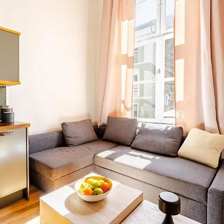 アパート Cozy - New Kitchen - Center By The Royal Palace *