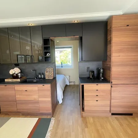 Charming Penthouse With Big Terrace Apartman *
