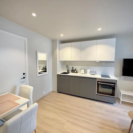 Lägenhet Smart & - New Renovated *