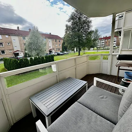 アパート Cozy With West Facing Balcony At Teisen *
