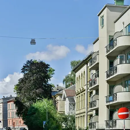 Forenom Serviced Rosenborg Apartment *