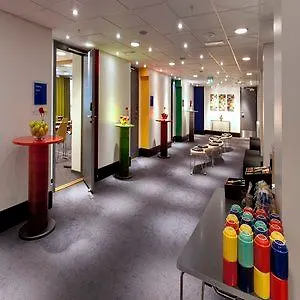 Radisson Red Centre, A Verified Net Zero 4*