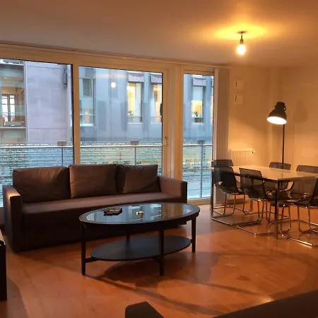 アパート Moderen 2 Bedroom Apartment