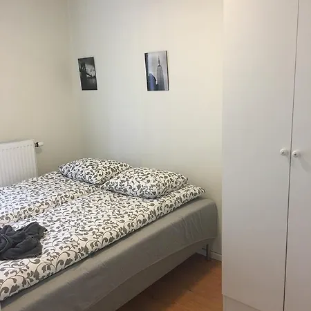 Moderen 2 Bedroom Apartment *