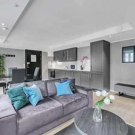Forenom Serviced Opera Apartman *