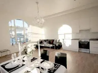 Chateau Hotell