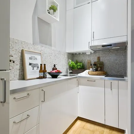 Nordic Host - Center 2 Bed / 2 Bath - Skippergata - 3 Minutes From Station 아파트