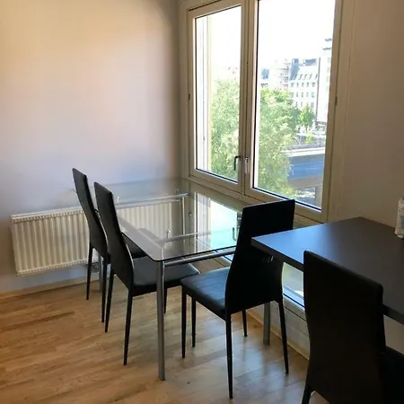 Guesthouse - Oslo Centrum 게스트하우스 2*