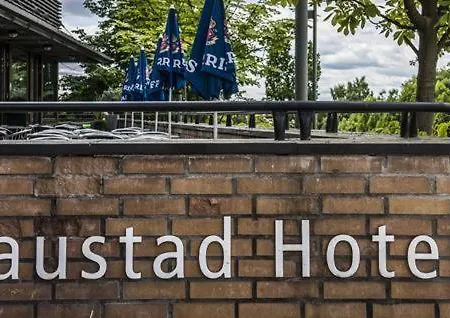호텔 Gaustad 3*