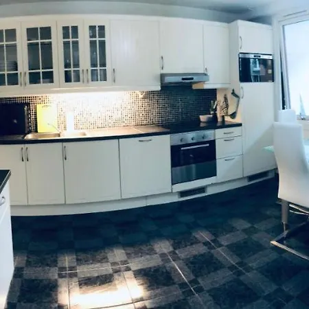 ***upscale***city Center* Maison d'hôtes *