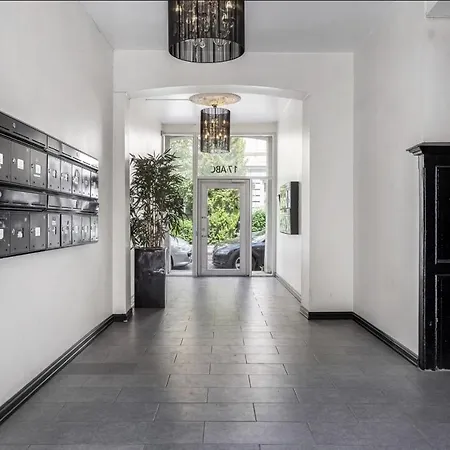 Apartament Lovely 2-bedroom Vacation In ! *
