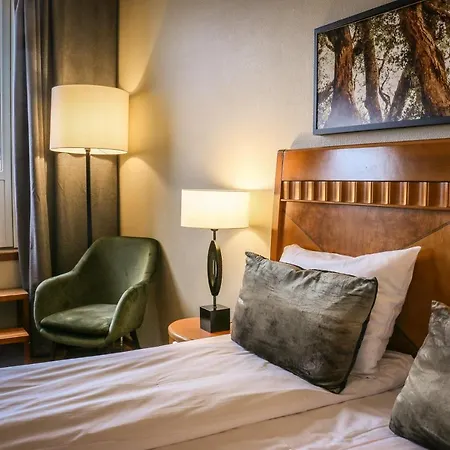 First Millennium Hotell 3*