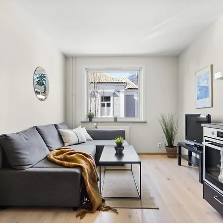 Super In A Luxurious Neighborhood - 5 Pax