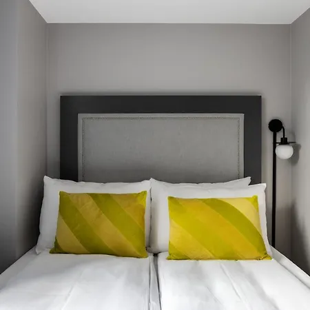 Apart-hotel Numa Topp 4*