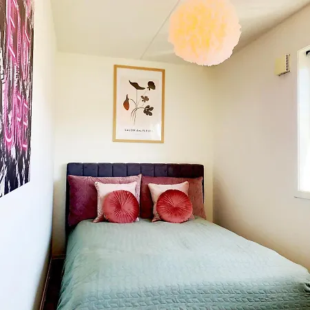 Floor Center Flat With Free Parking Apartman *