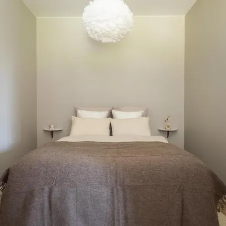 Scandinavian With 2 Bedrooms And Terrasse - Close To Storo Storsenter And All Public Transport * Oslo