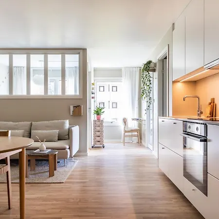 Scandinavian With 2 Bedrooms And Terrasse - Close To Storo Storsenter And All Public Transport Appartamento Oslo