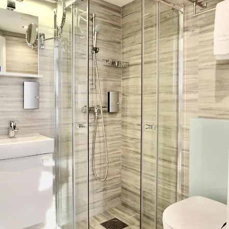 호텔 Super Hotel, 3*