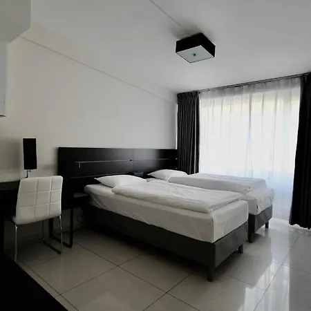 Super Hotel, 호텔 3*