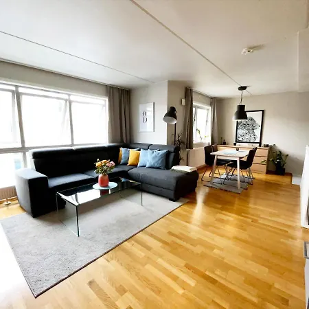 Lejlighed Center Flat W Roof Terrace & Free Parking *