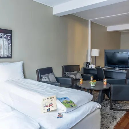 First Millennium Hotell 3*