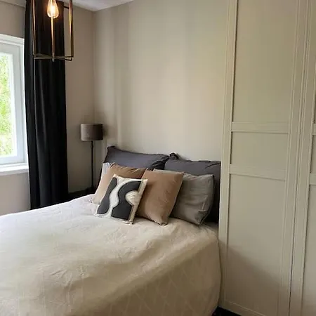 Modern With A Balcony And Free Parking Apartament Oslo