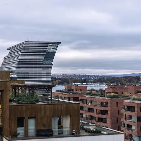 Modern 3bed Sea View @ Barcode Apartment Oslo